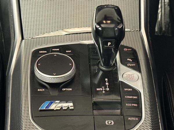 2021-BMW-3-Series-318i-M-Sport image:10