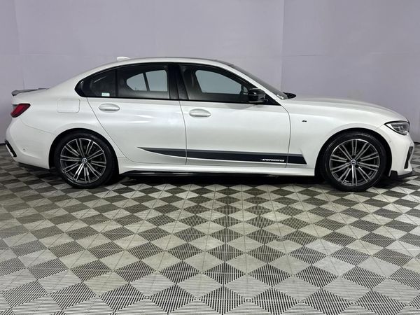 2021-BMW-3-Series-318i-M-Sport image:16