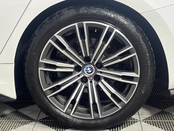 2021-BMW-3-Series-318i-M-Sport image:6