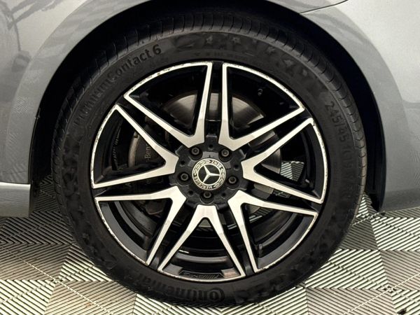2022-Mercedes-Benz-V-Class-V-250d-Avantgarde-Auto image:4