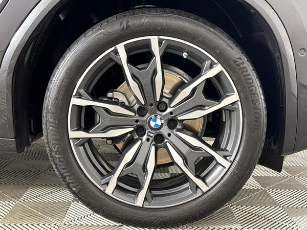 2022-BMW-X4-xDrive20d-M-Sport image:5