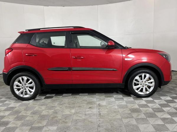 2022-Mahindra-XUV-300-15D-W6 image:16