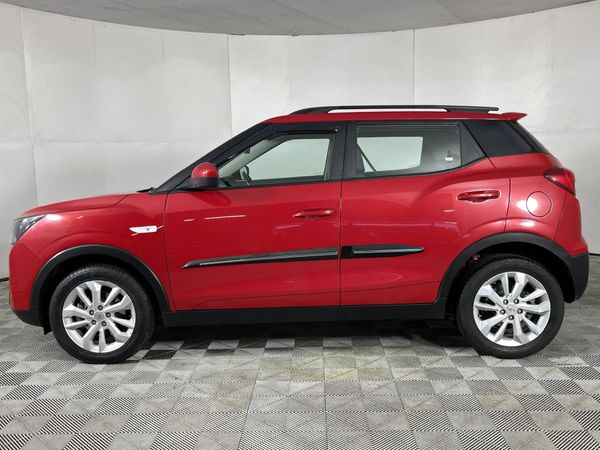 2022-Mahindra-XUV-300-15D-W6 image:18