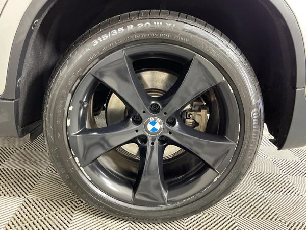 2009-BMW-X6-xDrive50i image:6