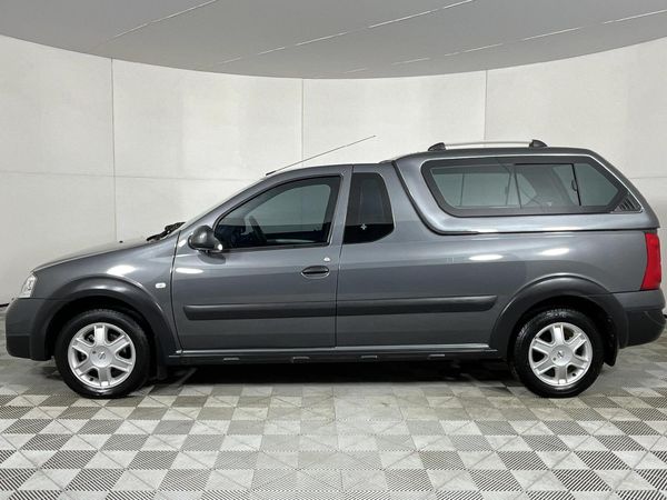 2022-Nissan-NP200-16-SE image:15