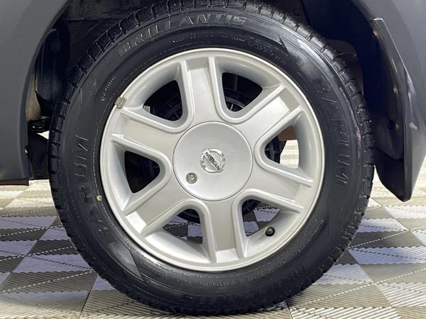 2022-Nissan-NP200-16-SE image:3