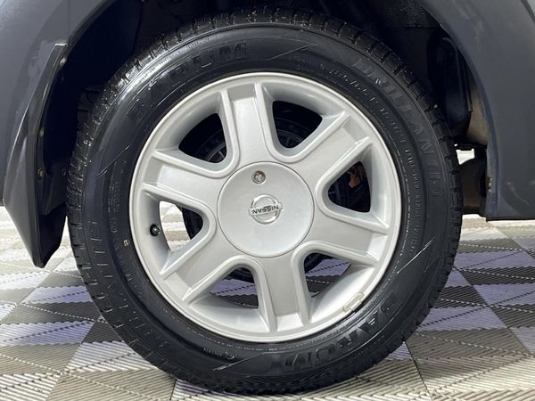 2022-Nissan-NP200-16-SE image:4