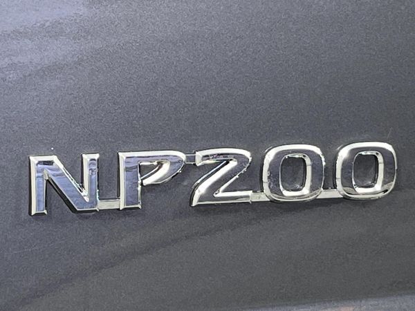 2022-Nissan-NP200-16-SE image:7