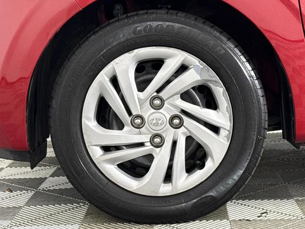 2021-Hyundai-Grand-i10-10-Motion-Auto image:3