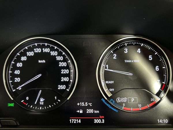 2022-BMW-X1-sDrive18i image:2