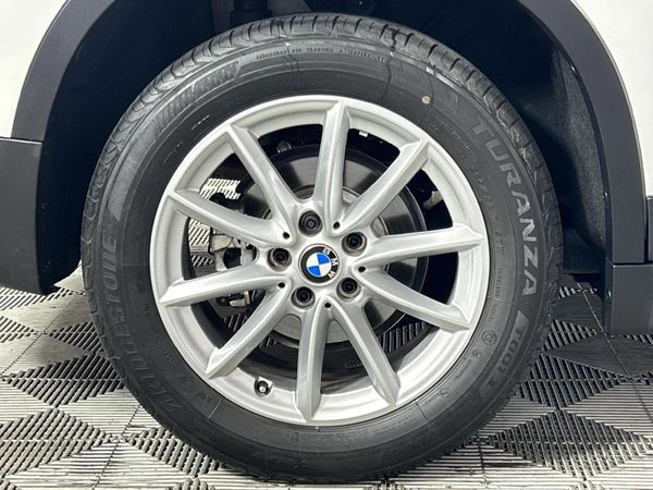 2022-BMW-X1-sDrive18i image:7