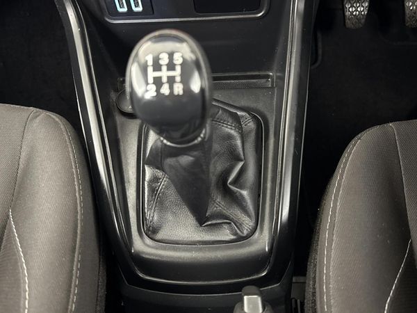 2020-Ford-EcoSport-15-TDCi-Ambiente image:10