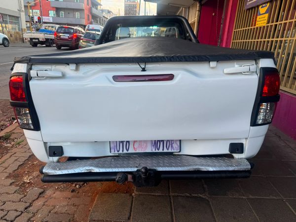 2018-Toyota-Hilux-24-GD-6-Raised-Body-SRX-Single-Cab image:3
