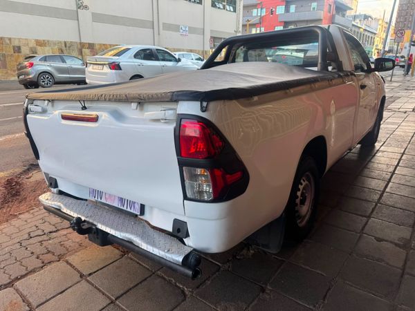 2018-Toyota-Hilux-24-GD-6-Raised-Body-SRX-Single-Cab image:5