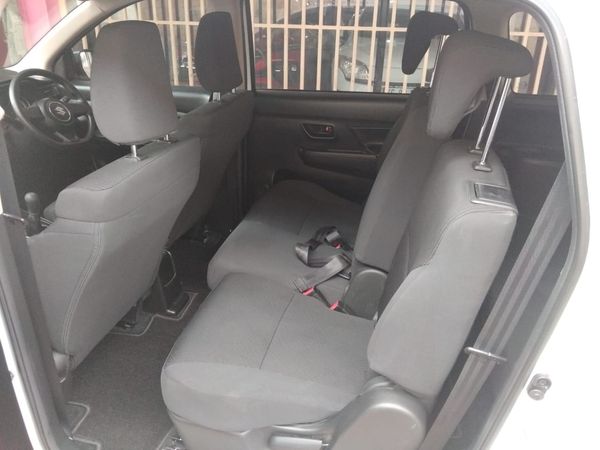 2023-Suzuki-Ertiga-15-GL image:10