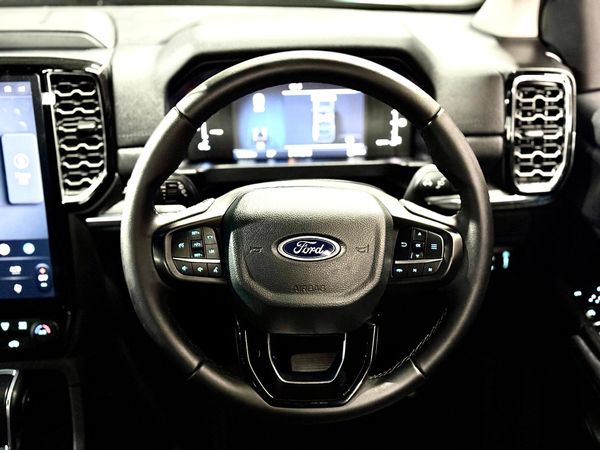 2025-Ford-Everest-20D-Bi-Turbo-XLT-4x4-Auto image:1