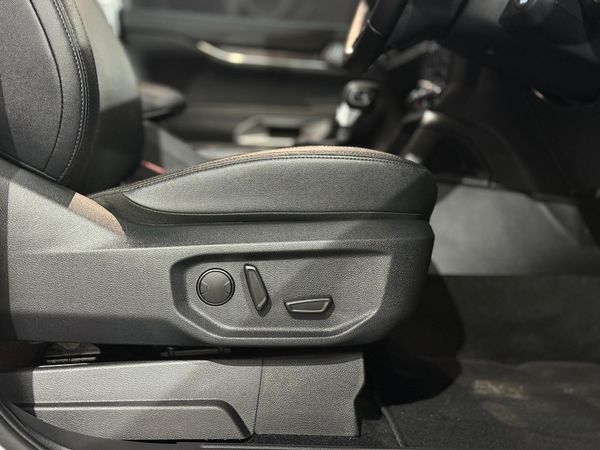 2025-Ford-Everest-20D-Bi-Turbo-XLT-4x4-Auto image:8