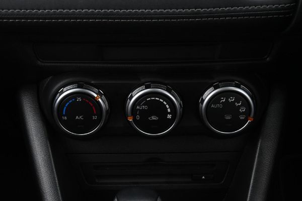 2019-Mazda-CX-3-20-Dynamic image:18