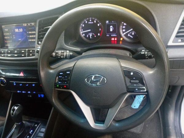 2018-Hyundai-Tucson-20-Premium-Auto image:6
