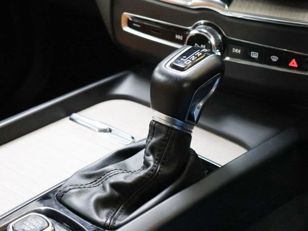 2019-Volvo-XC60-D5-Inscription-Auto-AWD image:9