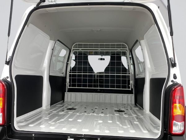 2025-Suzuki-Eeco-12-Panel-Van image:19
