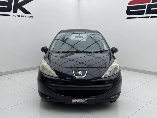 2007-Peugeot-207-14-X-Line-3-dr image:1