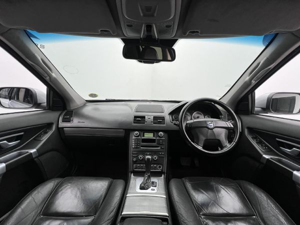 2010-Volvo-XC90-D5-7-seat-Auto image:8