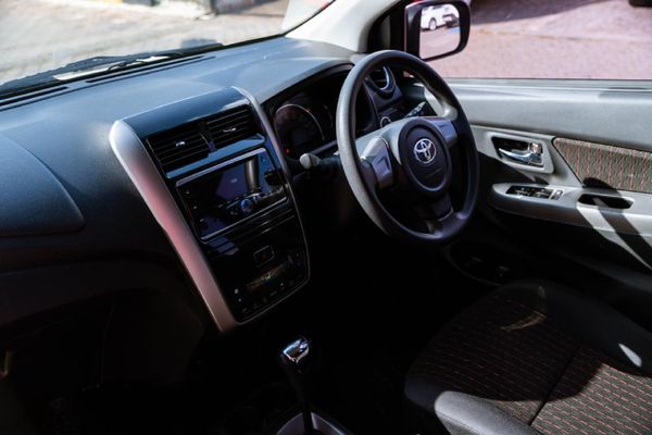 2021-Toyota-Agya-10-Auto image:14