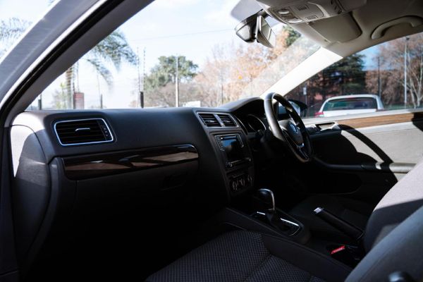 2018-Volkswagen-Jetta-GP-14-TSI-Comfortline-Auto image:11