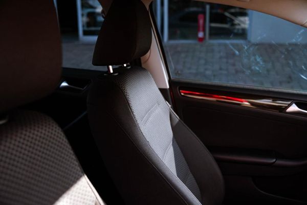 2018-Volkswagen-Jetta-GP-14-TSI-Comfortline-Auto image:17