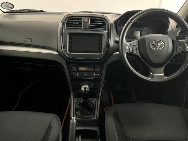 2022-Toyota-Urban-Cruiser-15-Xr image:5