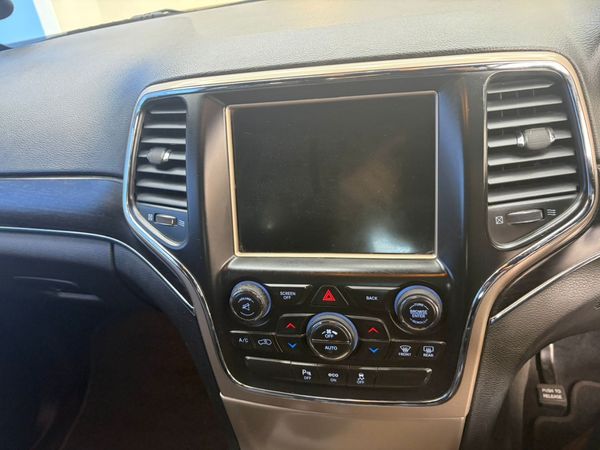2014-Jeep-Grand-Cherokee-30-V6-CRD-Limited image:23