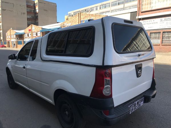 2016-Nissan-NP200-16-S image:3