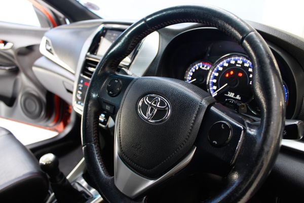 2018-Toyota-Yaris-15-Sport-5-dr image:29