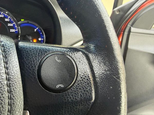 2018-Toyota-Yaris-15-Sport-5-dr image:38