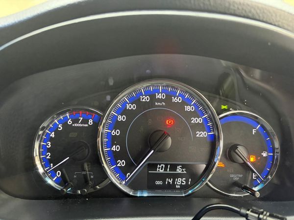 2018-Toyota-Yaris-15-Sport-5-dr image:48
