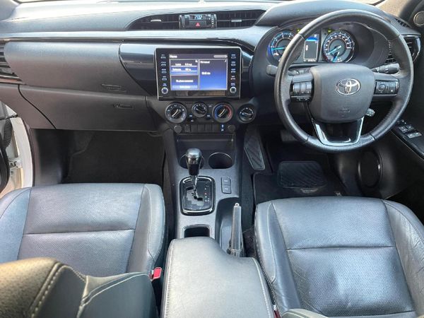 2023-Toyota-Hilux-28-GD-6-Raised-Body-Legend-4x4-Auto-Extended-Cab image:11