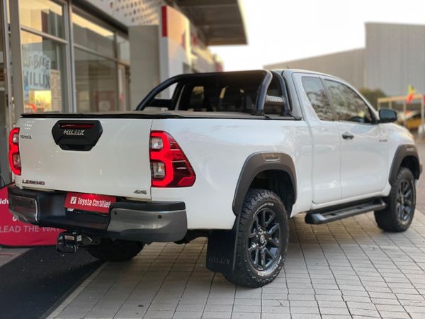 2023-Toyota-Hilux-28-GD-6-Raised-Body-Legend-4x4-Auto-Extended-Cab image:3