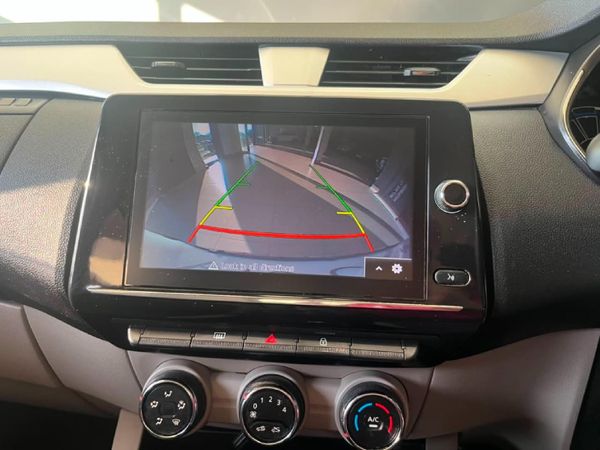2023-Renault-Triber-10-Intens-Auto image:17