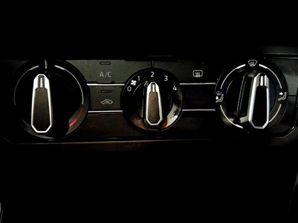 2022-Volkswagen-Polo-10-TSI-Life image:15