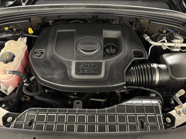 2022-Jeep-Grand-Cherokee-L-36L-Overland image:10