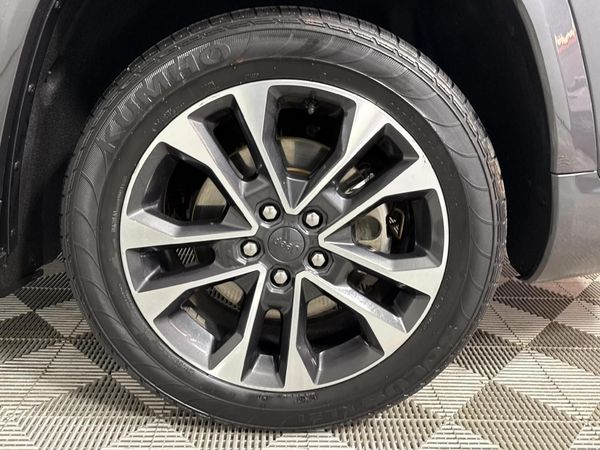 2022-Jeep-Grand-Cherokee-L-36L-Overland image:5