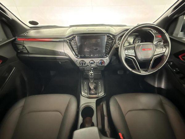 2024-Isuzu-D-Max-19-DDI-HR-X-Rider-Auto-Double-Cab image:1