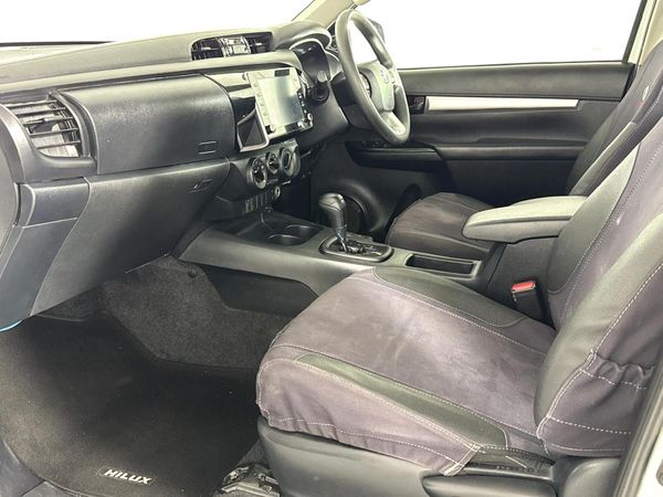2022-Toyota-Hilux-24-GD-6-Raised-Body-Raider-Auto-Extended-Cab image:7