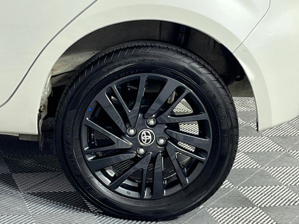 2024-Toyota-Vitz-10-XR image:6