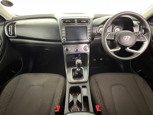 2023-Hyundai-Creta-15-Premium image:1