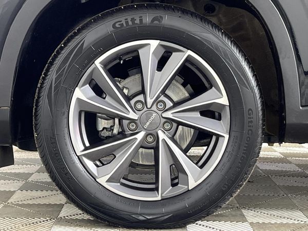 2025-Omoda-C5-15-Street image:4
