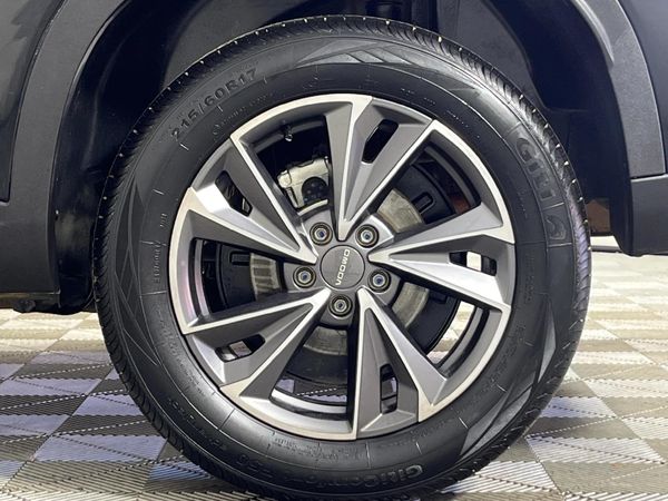 2025-Omoda-C5-15-Street image:6