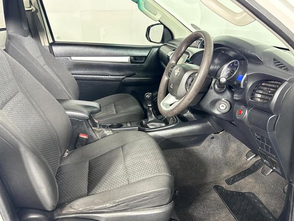 2018-Toyota-Hilux-24-GD-6-Raised-Body-SRX-Single-Cab image:7