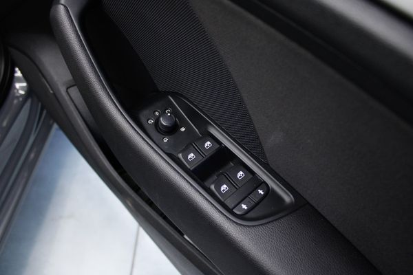 2020-Audi-A3-Sportback-10-TFSI-Auto-30-TFSI image:43